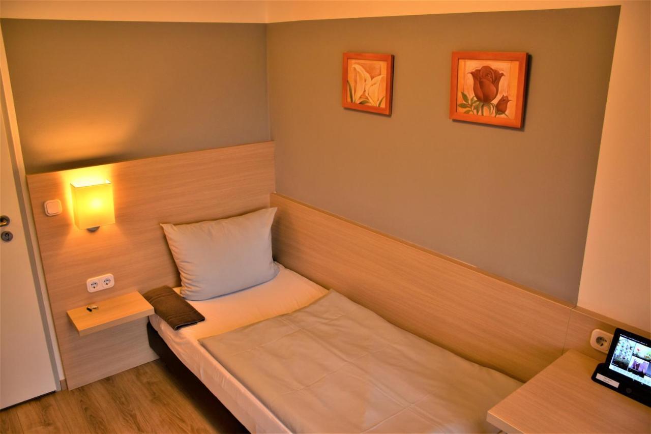 Altes Eishaus, Hotel & Restaurant Gießen Екстериор снимка